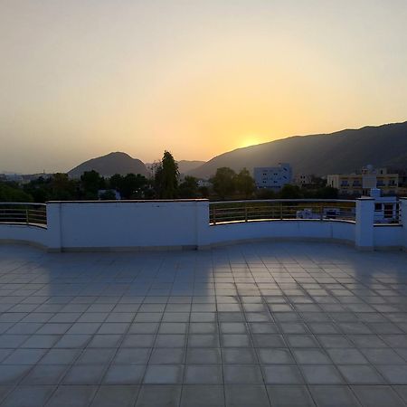 Hotel Divine Palace พุชการ์ ภายนอก รูปภาพ